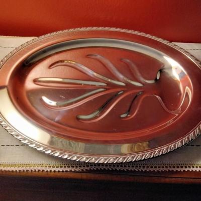 Oneida Oval Silver Plated Footed Tray 16"