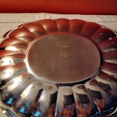Vintage Reed & Barton Silver Plated Scallop Fluted Serving Platter