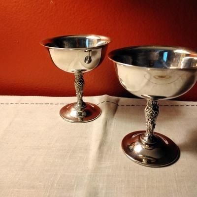 2 Wm Rogers Silver Champagne Goblets, Vintage Silver Floral Barware, New Years Eve Wedding Toasting Stemware