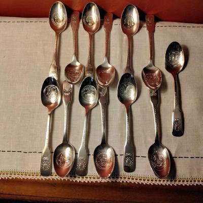 1776-1976 bicentennial silver decorative spoon Set of 13 USA Colonies
