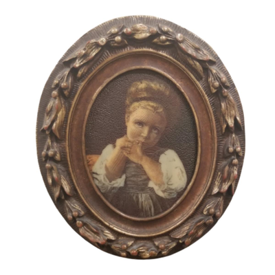 Artini Engraving in Oval Frame