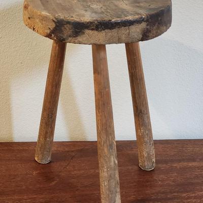 Vintage Hand made Primitive Style 3 Leg Wooden Stool