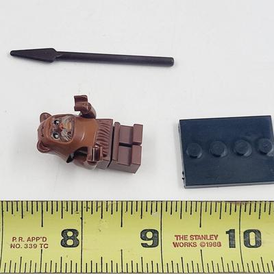ORIGINAL LEGO STAR WARS "WICKET" EWAK VILLAGE #10236