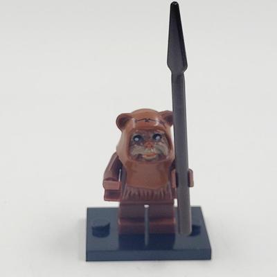 ORIGINAL LEGO STAR WARS "WICKET" EWAK VILLAGE #10236