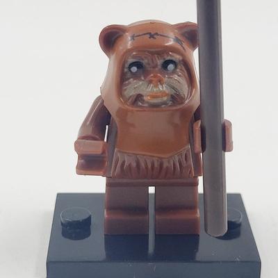 ORIGINAL LEGO STAR WARS "WICKET" EWAK VILLAGE #10236