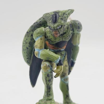 DRAGON BALL Z IMPERFECT CELL COLLECTABLE CHESS PIECE