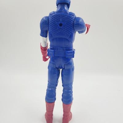 2014 HASBRO CAPTIAN AMERICA ACTION FIGURE