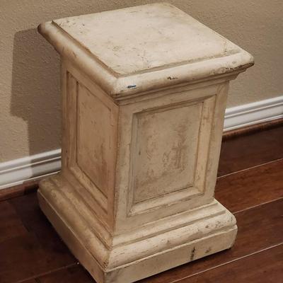 Heavy, concrete pillar - plant or statue stand / base