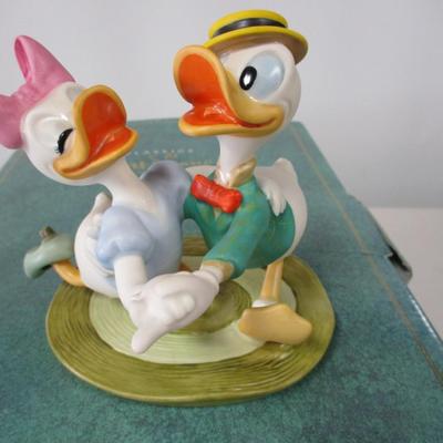 WDCC Disney Mr. Duck Steps Out Figurine in Box with COA