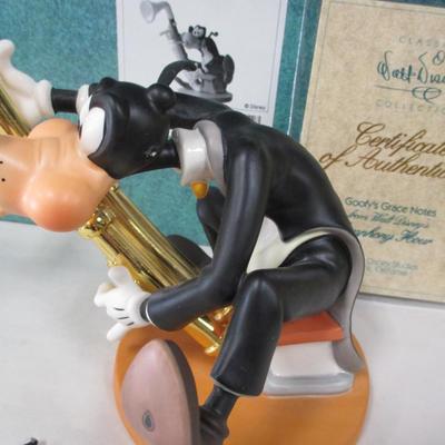 WDCC Disney Goofy's Grace Notes Figurine in Box with COA