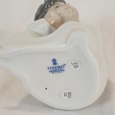 Lladro Angel Thinking figurine in original box with certificate