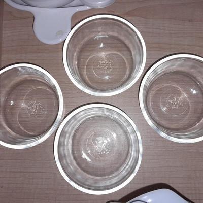PYREX BAKING AND STORAGE DISHES