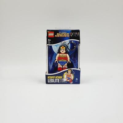 DC WONDER WOMAN LEDLITE KEYCHAIN NEW