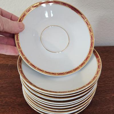 Vintage Porcelana Real Brasil Porcelain set of dishes - 98 Pieces