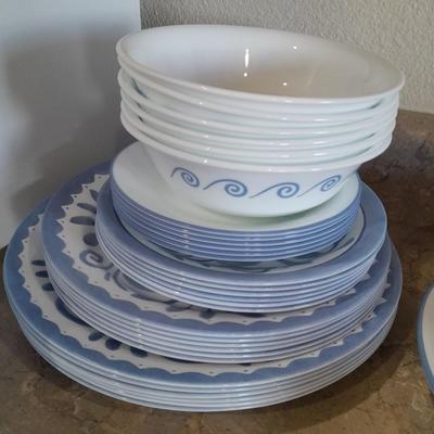 BLUE AND WHITE CORELLE DINNERWARE