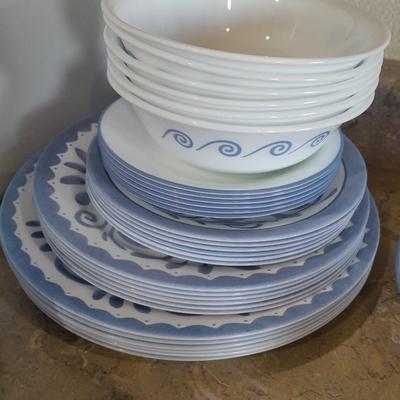 BLUE AND WHITE CORELLE DINNERWARE