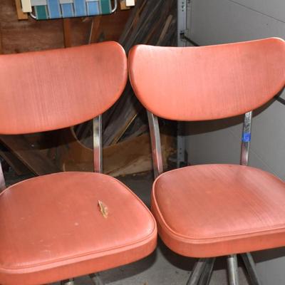 MCM Stools