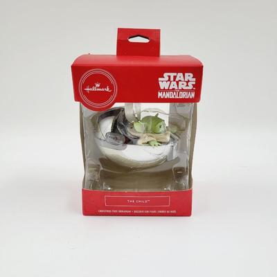 HALLMARK MANDALORIAN BABY YODA ORNAMENT