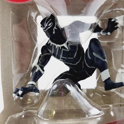 HALLMARK AVENGERS BLACK PANTHER ORNAMENT