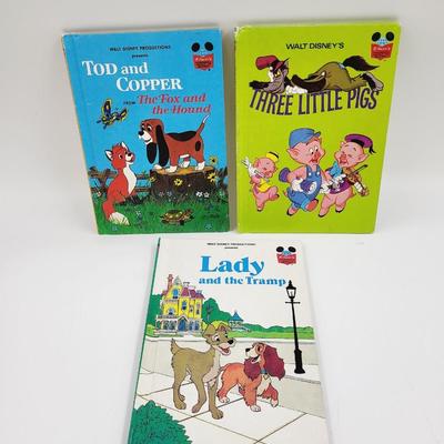 VINTAGE DISNEY COLLECTABLE READING BOOKS