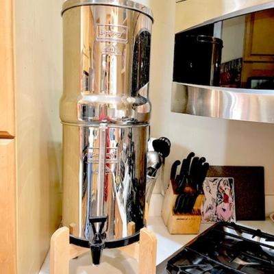 Lot 22 Berky Water Filter and Dispenser Stainless Steel Gravity Filtration