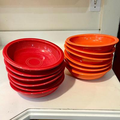 Lot 27 Homer Laughlin Fiesta Ware 12 Soup Bowls Red & Orange