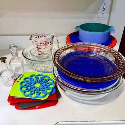 Lot 29 Assorted Kitchen Glassware, Mixing Bowls, Measuring Cups, Carafe