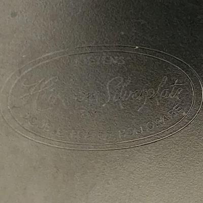 Heirloom Silverplate 10 1/2" round serving dish with 1.5 liter Pyrex insert