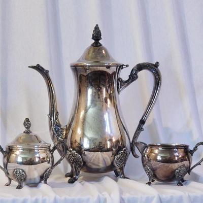Vintage 3 Piece silverplate teaset - Tea pot, creamer, sugar