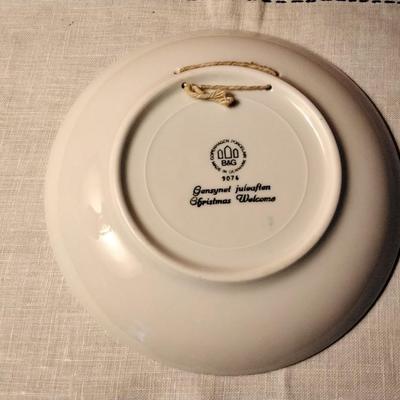 Vintage Copenhagen Holiday Plate 1976 - Christmas Welcome