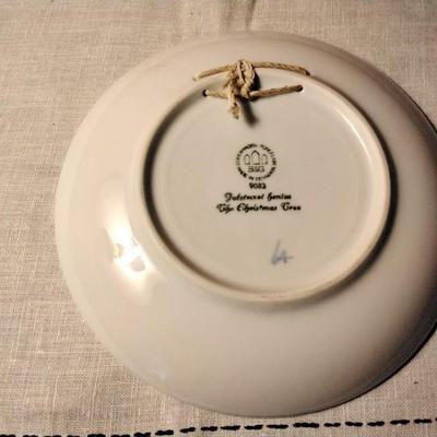 Vintage Copenhagen Holiday Plate 1982 - The Christmas Tree