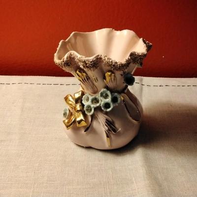 BAG SACK PURSE VASE IH2242 L Flowers Gilt Gold Ribbon Pink Ceramic