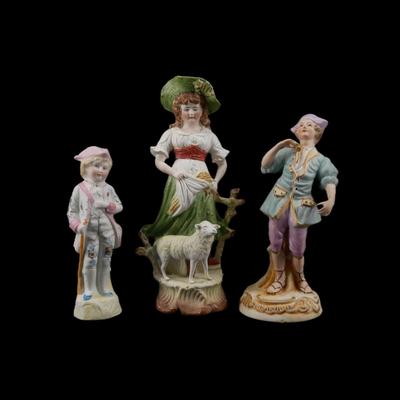 (5 pcs) Vintage Victorian Style Porcelain Figurines
