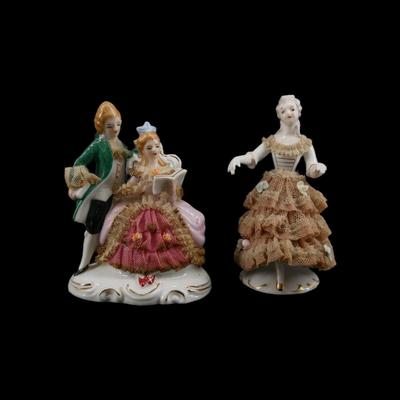 (5 pcs) Vintage Victorian Style Porcelain Figurines