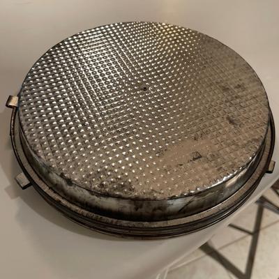 Two Waffle Textured Slider Bar Cake/Pie Tins