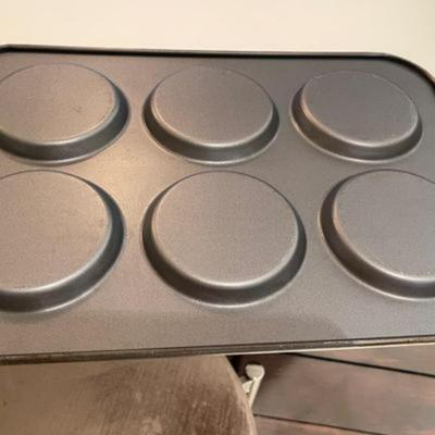 Vintage Mirro USA Tart Pan and Five Mini Cupcake Baking Pans