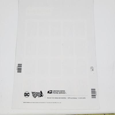 2016 WONDER WOMAN COLLECTABLE STAMP SHEET