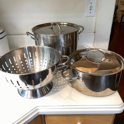 Lot 40 Stainless Steel Collander + 5 QT Dutch Oven + Stock Pot