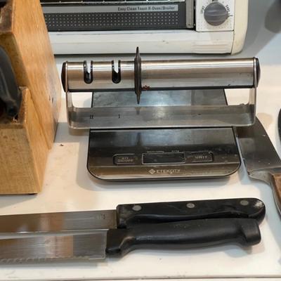 Lot 46 Kitchen Knives + Food Scale Chopping Serrated Steak