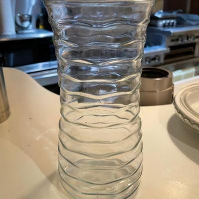 Vintage Orren Ellis Peconic Clear Glass Table Vase