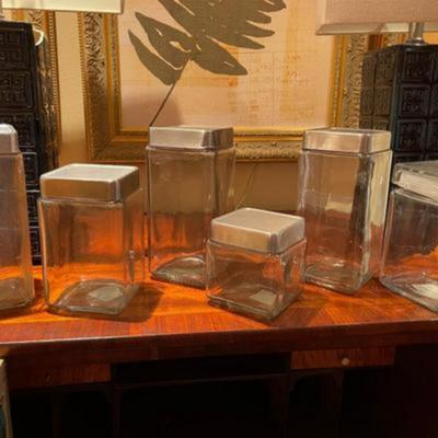 Set of 8 Vintage Anchor Hocking Stackable Jars with Lids