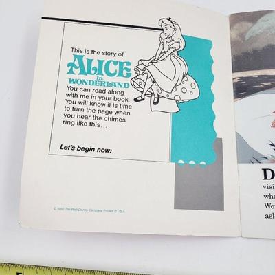 1990 WALT DISNEY ALICE IN WONDERLAND W/ SONG BOOK