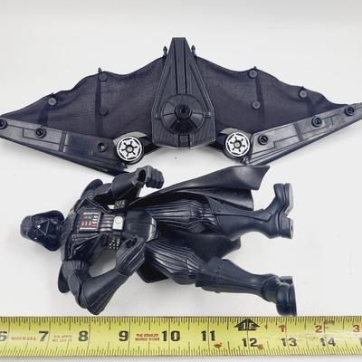 2005 HASBRO STAR WARS FORCE BATTLER DARTH VADER
