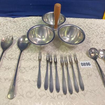 Dressing server