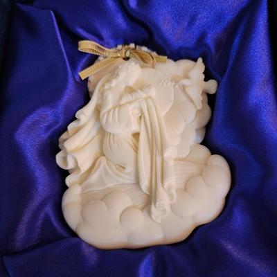 Lot of 3 Blue and White Christmas decorations: Goebel, Lladro, Roman