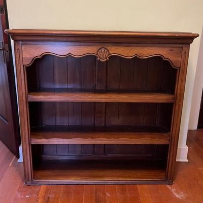 Lot 71 Maple Book Case 3 Shelves