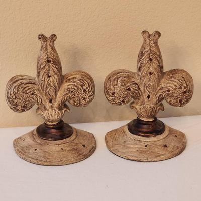 New / unused Fleur de Lis Bookends