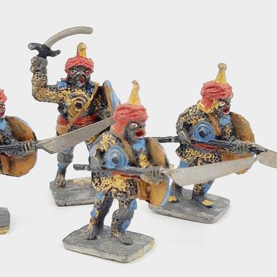 VINTAGE PEWTER DER KRIEGSPIELERS FANTASTIQUES LINE MINATURE