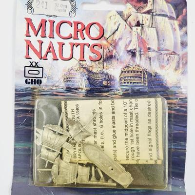 VINTAGE MICRO NAUTS 1/1200 SCALE 32 GUN FRIGILO SHIP MINATURE