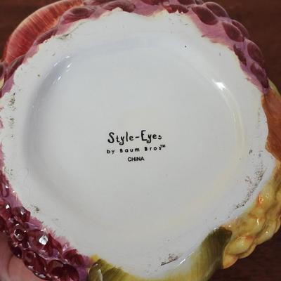 Style-eyes by Baum Bros teapot - grape & fruit theme